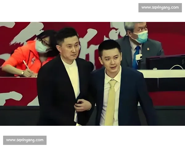 辽宁男篮对阵广州与广东双雄赛场较量焦点解析与季后赛格局观察 辽宁男篮对阵广州与广东双雄赛场较量焦点解析与季后赛格局观察